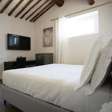 New Moon Rooms La Spezia Exterior foto