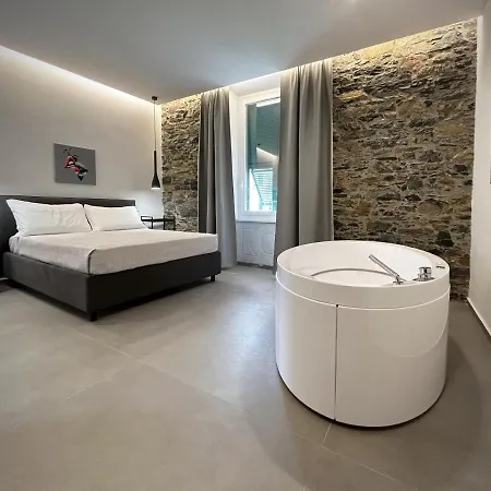 New Moon Rooms La Spezia Exterior foto