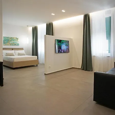 New Moon Rooms La Spezia Exterior foto