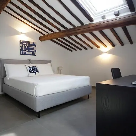 New Moon Rooms La Spezia Exterior foto