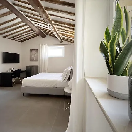 New Moon Rooms La Spezia Exterior foto