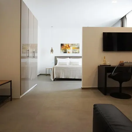 New Moon Rooms La Spezia Exterior foto