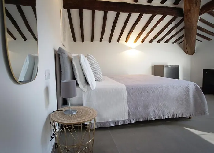 New Moon Rooms